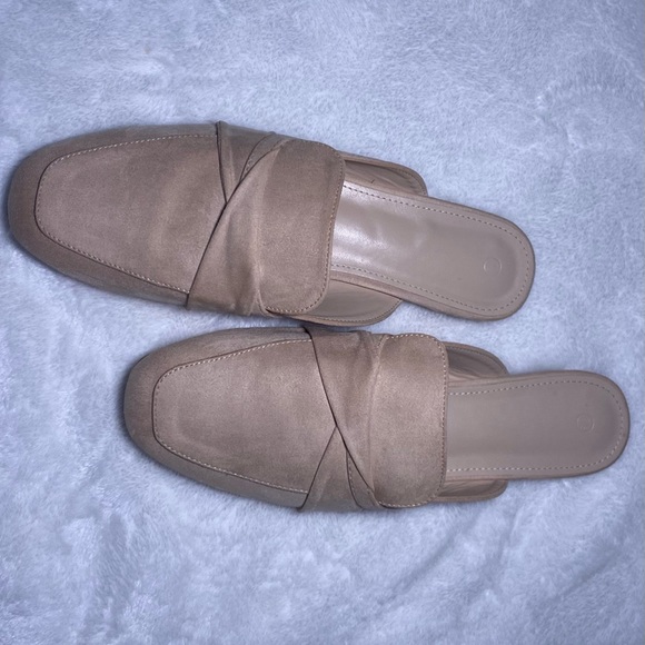 LAICIGO Women's Flat Mules Closed Square Toe Backless Slip on Suede Loaf… - Picture 7 of 10